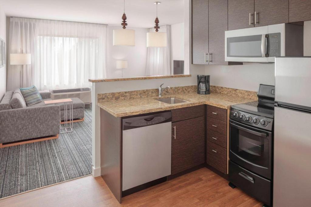 Towneplace Suites Бангор Экстерьер фото